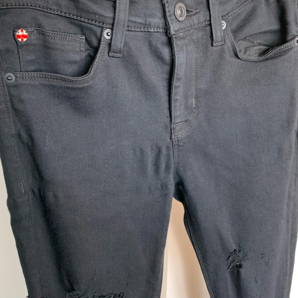 Hudson Black Distressed Skinny Jeans Sz 26 Stretch Low Rise Designer Denim Edgy